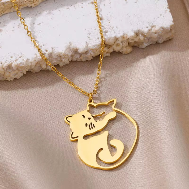 Stainless Steel Necklace for Women Hug Cat Pendant Charm Necklaces Gold Color Choker Neck Chains Aesthetic Jewelry Accessories