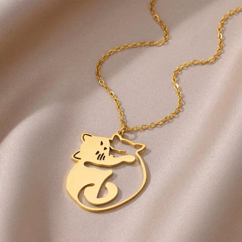 Stainless Steel Necklace for Women Hug Cat Pendant Charm Necklaces Gold Color Choker Neck Chains Aesthetic Jewelry Accessories