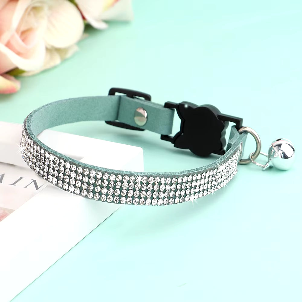 Soft Suede Leather Cat Collar Bling Rhinestone Cats Collars with Bell Safety Breakaway Pet Puppy Necklace Adjustable XS S Pink